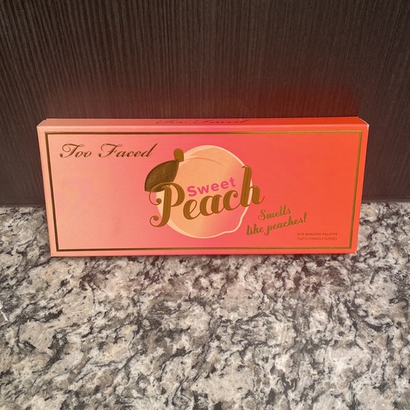 Too Faced Sweet Peach Eyeshadow Palette NEW - Picture 5 of 11